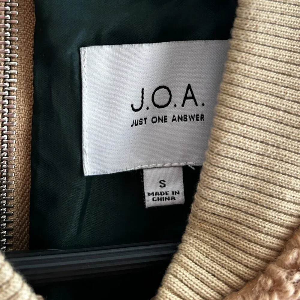 REVOLVE X J.O.A. Colorblock Teddy Faux Fur Jacket In Beige‎ & Forest SZ Small - Picture 9 of 11